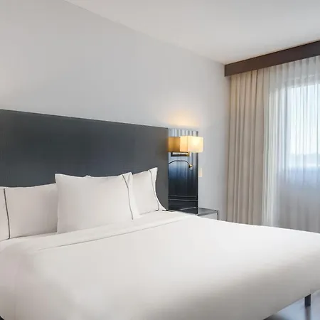 Ac By Marriott 4* ויצ'נצה